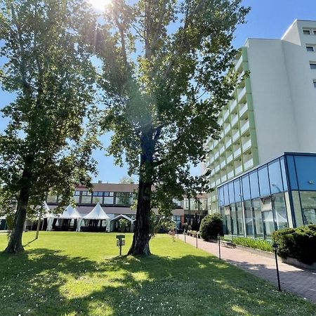 Hotel Magistern Konferencia és WellnessHotel Siófok Exterior foto