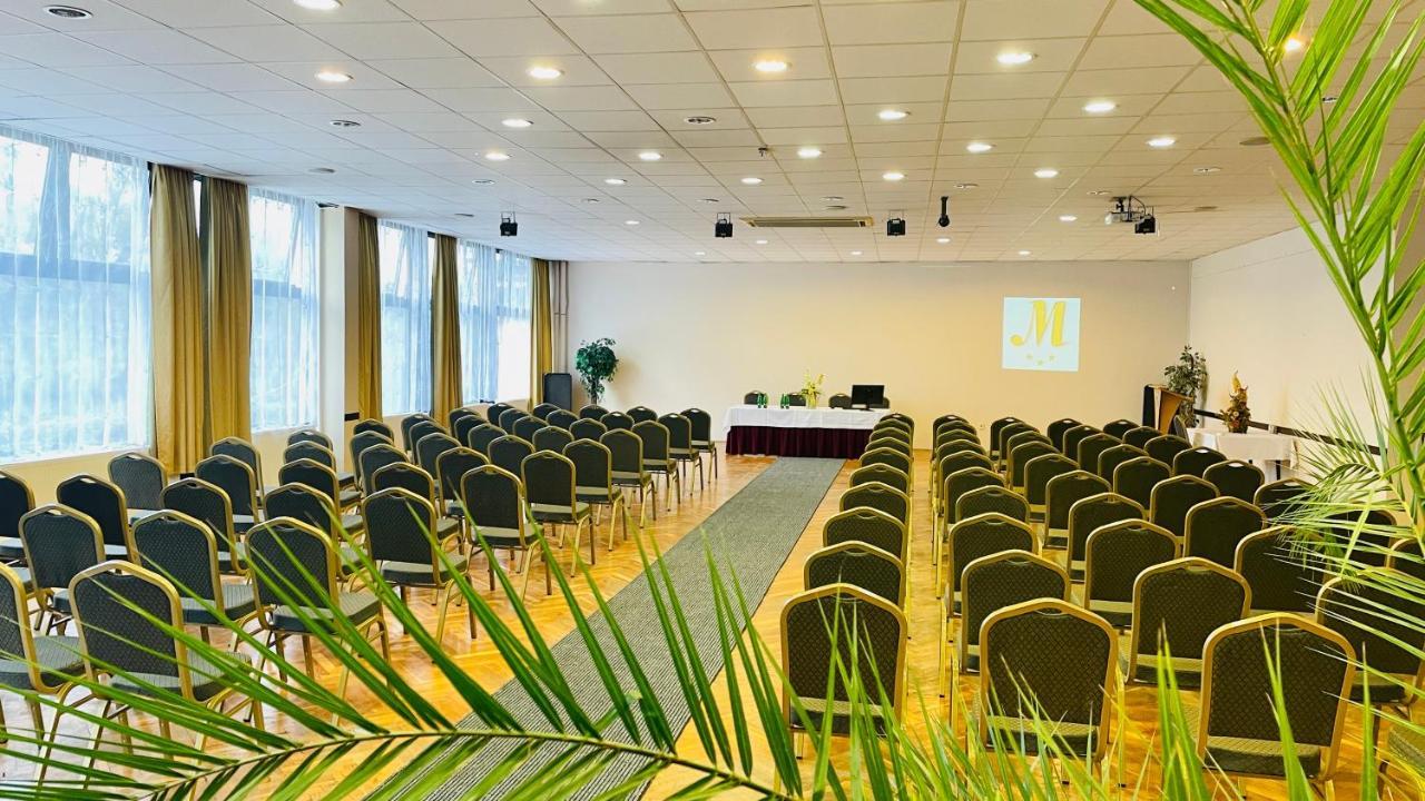 Hotel Magistern Konferencia és WellnessHotel Siófok Exterior foto